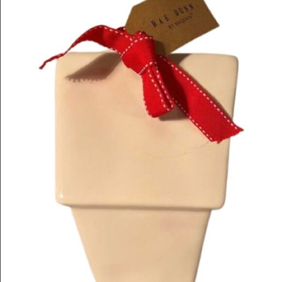 Rae Dunn By Magenta Ceramic JOY Birdhouse Christmas W Mistletoe On Back New. - Picture 3 of 8